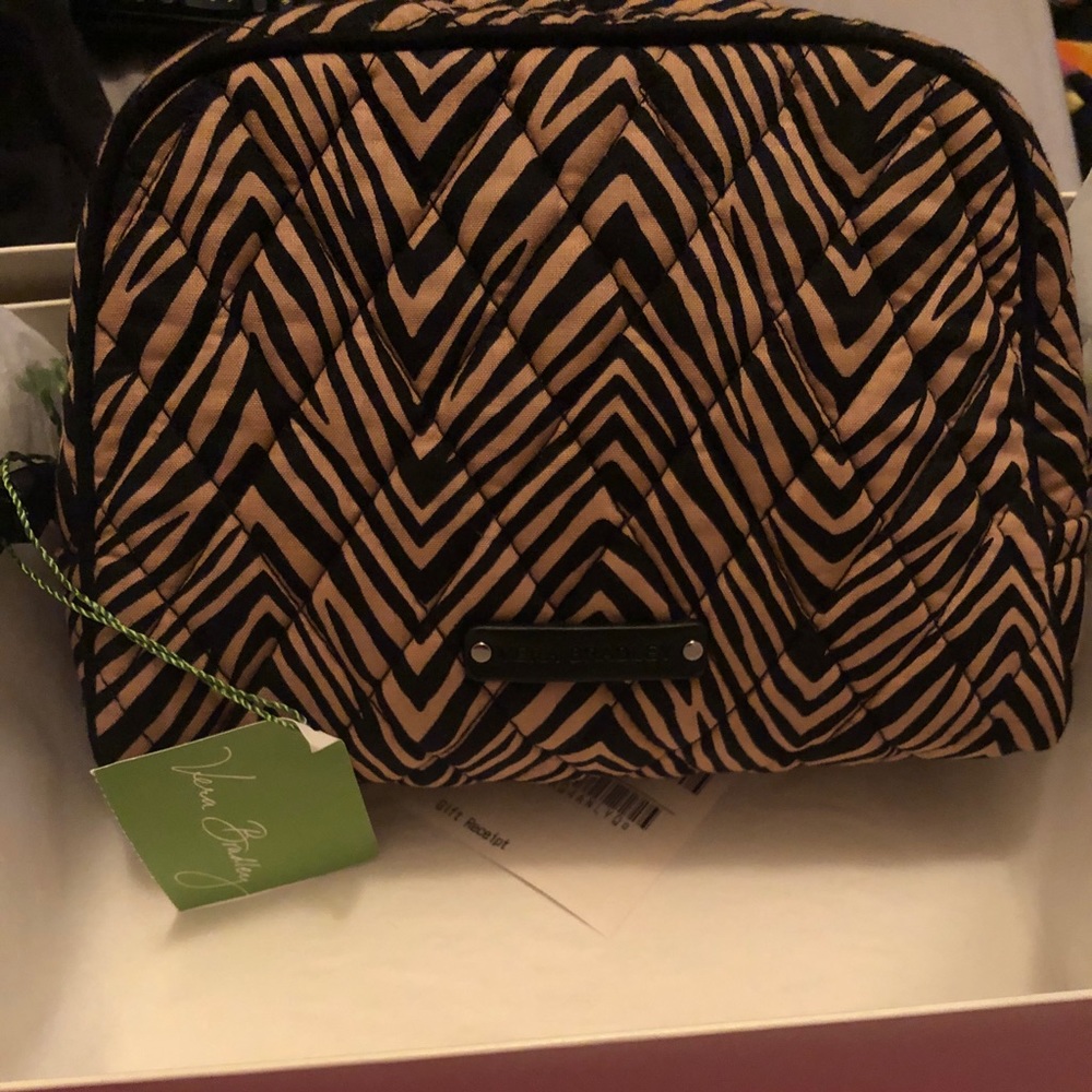Cosmetic bag